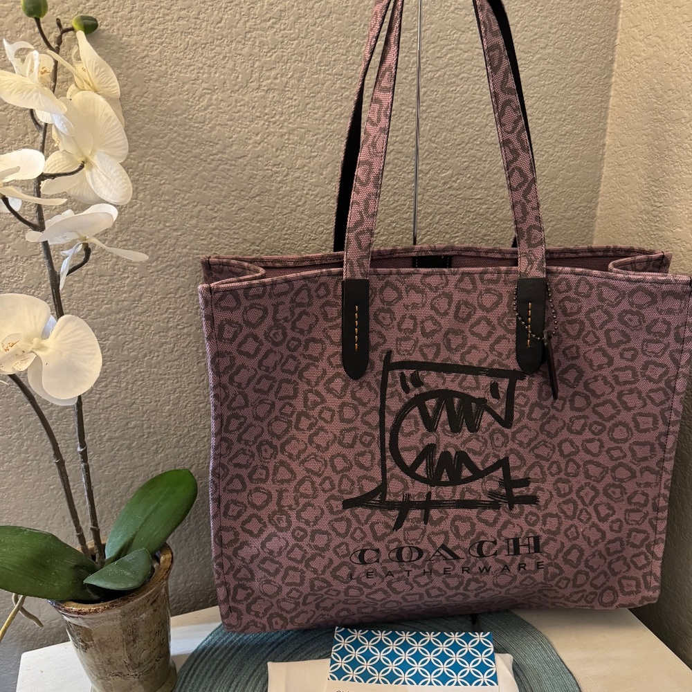 Super RARE COACH style 75585 Tote 42 with Rexy by Guang Yu